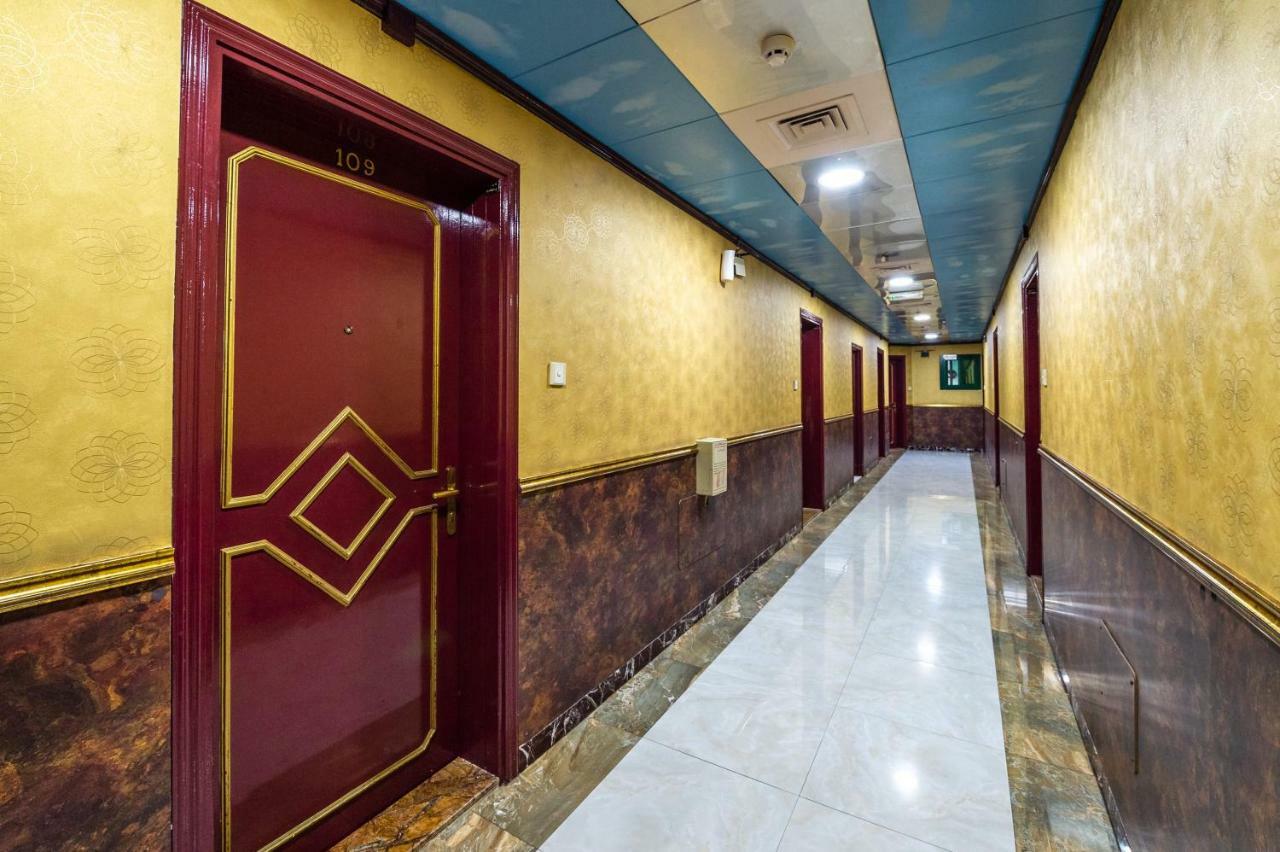 Oyo 191 Golden Sea Hotel Дубай Екстер'єр фото